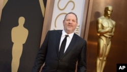 Harvey Weinstein tiba di malam penghargaan Oscar, 2 Maret 2014, di Dolby Theatre in Los Angeles. (Foto:Dok]