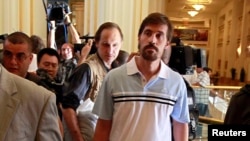 Gazeteci James Foley 2011 yılında Trablus'ta bir otelde Libya hükümeti tarafından serbest bırakıldıktan sonra 