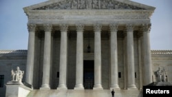 Mahkamah Agung AS menolak gugatan banding seorang fotografer anti perkawinan pasangan sesama jenis (foto: dok). 
