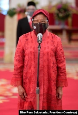 Tri Rismaharini, Wali Kota Surabaya, saat dilantik menjadi Menteri Sosial, di Istana Negara, Rabu, 23 Desember 2020. (Foto: Biro Pers Sekretariat Presiden)