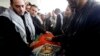 برگزاری بی خشونت مراسم خاک‌سپاری وزیر فلسطینی 
