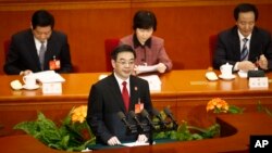 中国最高法院院长周强在人大会议上作报告（2014年3月10日）