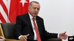 El presidente turco Recep Tayyip Erdogan dijo el jueves 4 de julio de 2019 que está dispuesto a mediar entre Estados Unidos e Irán, en medio de las crecientes tensiones entre ambos países.