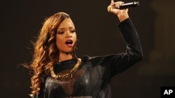 Rihanna performs during the Diamonds World Tour 2013 at the BB&T Center April 20, 2013 in Sunrise Florida.