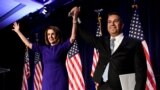 Bà Nancy Pelosi và ông Ben Ray Lujan, thành viên Dân chủ, mừng chiến thắng cuộc bầu cử giữa kỳ hôm 6/11/2018.