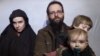 L'ex-otage américaine des talibans dit avoir été violée en captivité