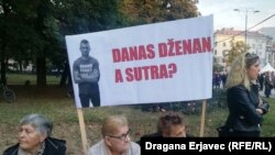Bosnia and Herzegovina -- Citizens protest and seek the justice for the murdered 21-year-old Dzenan Memic, in Sarajevo, October 5, 2018.