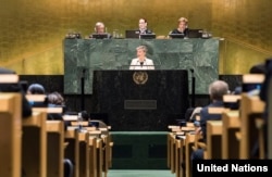 Nane Annan, wife of Kofi Annan, pays tribute to her husband at the United Nations General Assembly, Sept. 21, 218 in New York.