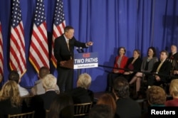 U.S. Republican presidential candidate John Kasich attends a campaign event at the Women's National Republican Club in the Manhattan borough of New York, April 12, 2016.