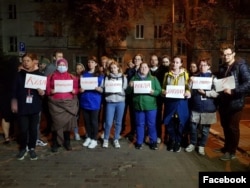 Фото: Адарія разом з колегами-журналістами