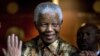 Tokoh Afrika Selatan Nelson Mandela Terkena Infeksi Paru-Paru
