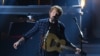 지난 2월 영국 가수 에드 시런(Ed Sheeran)이 미국 로스엔젤레스에서 공연하고 있다.