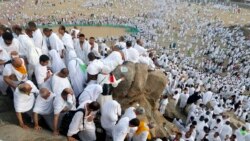 Lebih dari 2 juta jemaah haji berdoa di Jabal Rahmah di pinggiran Mekkah, Arab Saudi 10 Agustus 2019 (foto; ilustrasi).