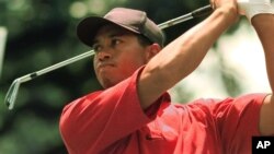 ທ່ານ Tiger Woods ທີ່​ຄັ້ງນຶ່ງ​ ເຄີຍເປັນ​ນັກ​ຕີ​ກັອຟ ທີ່​ມີ​ຊື່ສຽງ​ດັງ​ສຸດ​ໃນ​ໂລກ ​​