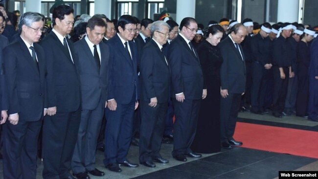 Các lãnh đạo và cựu lãnh đạo Việt Nam tại lễ tang ông Lê Đức Anh, 3/5/2019. Photo Đảng bộ Tp. HCM