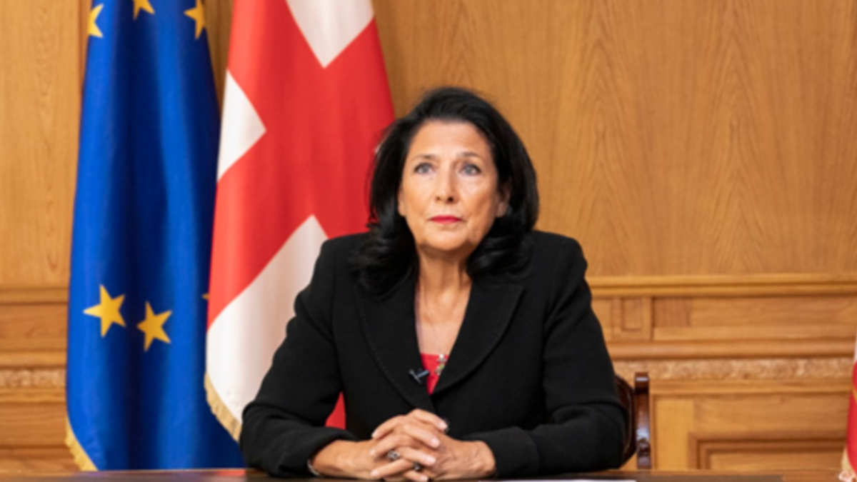 ზურაბიშვილი სებ-ში თურნავას წარდგენის გამო ბოდიშს იხდის და მას გადაგომისკენ მოუწოდებს
