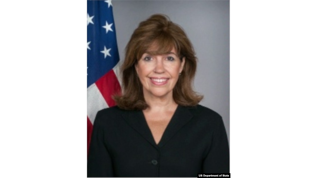 Aylin Okonnor (Eileen O'Connor)