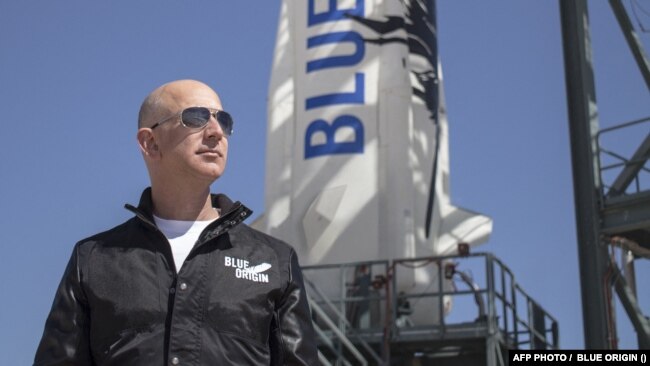 Milyarder Jeff Bezos, pendiri perusahaan perjalanan ruang angkasa "Blue Origin"