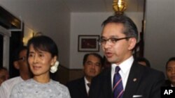 ျမန္မာ့ႏုိင္ငံေရးတိုးတက္မႈ အင္ဒိုနီးရွားလက္ခံ