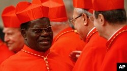 Le cardinal Laurent Monsengwo en visite au Vatican, le 20 novembre 2010.