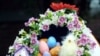 Нью-Йорк готується до Великодня: шоколадні зайці та кумедні капелюхи