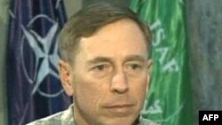 Orgeneral Petraeus: 'Taleban'ı uzlaşmaya zorluyoruz'