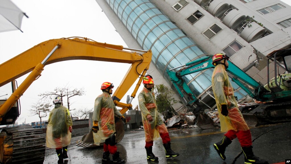 Nine dead, 10 still missing after Taiwan earthquake (voanews.com)