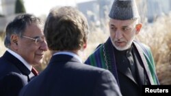 Sekretar za odbranu Lion Paneta i avganistanski predsednik Hamid Karzai