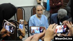محمدعلی نجفی در دادسرای امور جنایی تهران 