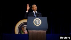 Presiden AS, Barack Obama, mengakhiri pidato perpisahannya (10/1). Chicago, Illinois. (foto: REUTERS/Jonathan Ernst)