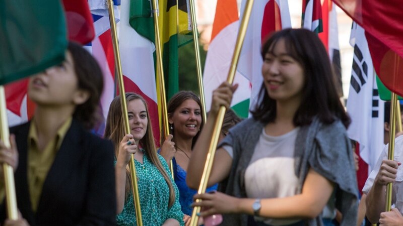 Could Coronavirus Lead to a Decrease in International Students in America?