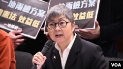 香港前立法會議員吳靄儀 (美國之音湯惠芸拍攝)