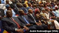 Les représentants du gouvernement au Tchad, le 10 septembre 2016. (VOA/André Kodmadjingar)