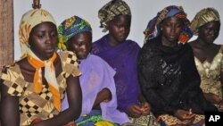 Wasu 'yan matan Chibok da suka kubuta.