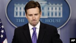 Deputy White House Press Secretary Josh Earnest (file photo)