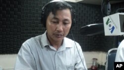 លោក​ឆាយ​ សារ៉ាត​ អ្នក​សម្របសម្រួល​សម្ព័ន្ធភាព​ ដើម្បី​តម្លាភាព​ចំណូល​ធនធាន។​​