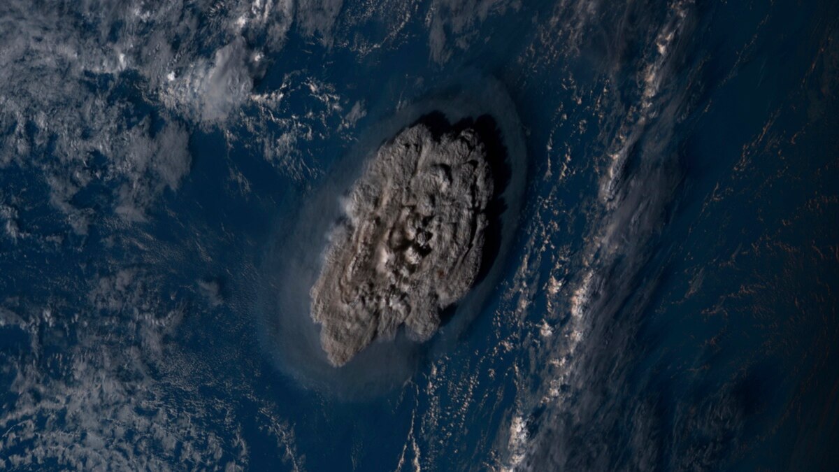 トンガの巨大な火山噴火は「巨大な被害」を引き起こしました