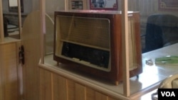 یک رادیوی قدیمی