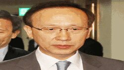 South Korea's Minister of Unification Hyun Intaek