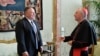 Помпео обсудил с руководством Ватикана ситуацию со свободой вероисповедания в Беларуси