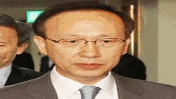 南韓統一部長官玄仁澤