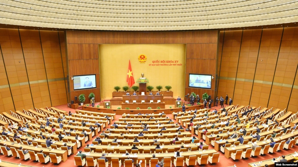 Quốc hội đã trở thành công cụ đắc lực của Đảng Cộng Sản Việt Nam. Hình minh hoạ: Quốc hội Việt Nam tại phiên bế mạc ngày 11/1/2022. Photo Quochoi.