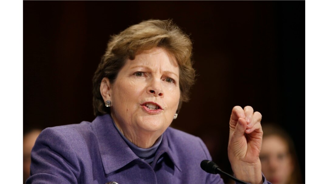 Senator Demokrat Jeanne Shaheen