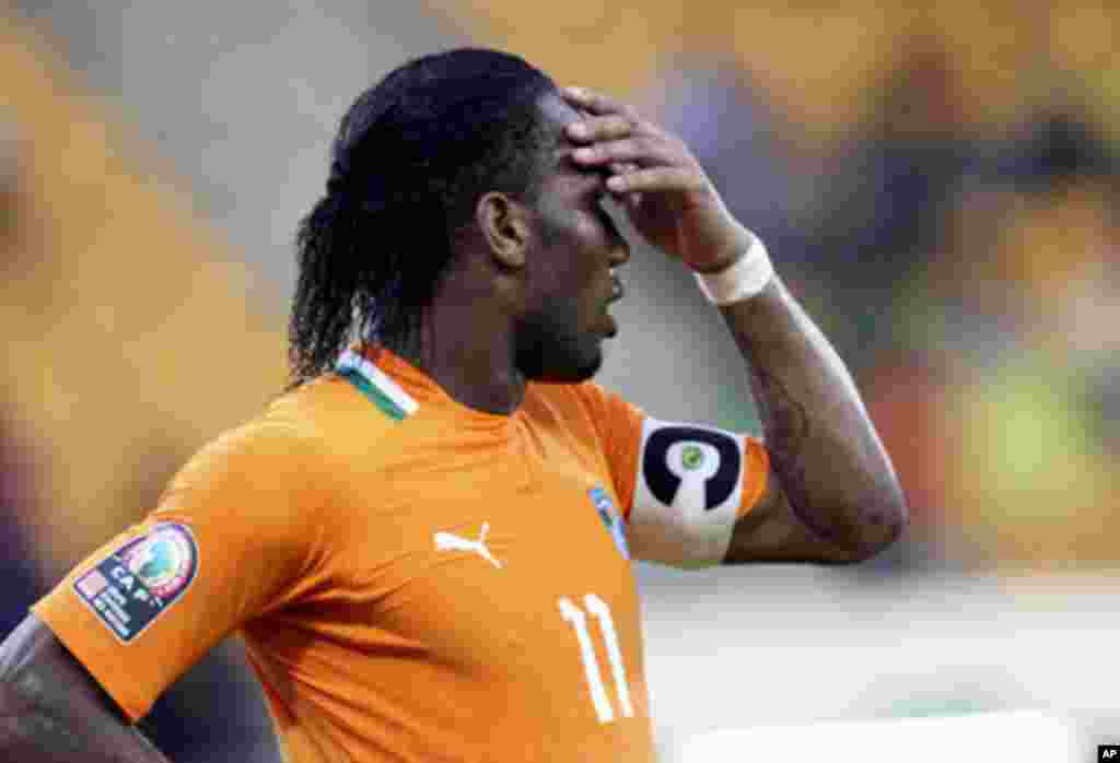 Ivory Coast's Didier Drogba reacts after missing a goal scoring opportunity during their African Nations Cup soccer match against Sudan at Estadio de Malabo "Malabo Stadium", in Malabo January 22, 2012.