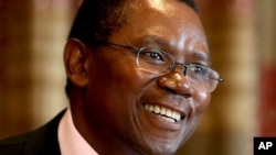 Former Zimbabwean Finance Minister Simba Makoni (AP PHOTO/Tsvangirayi Mukwazhi