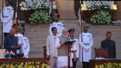 အိႏၵိယ၀န္ႀကီးခ်ဳပ္ Narendra Modi က်မ္းသစၥာက်ိန္ဆို