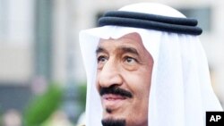 شاهزاده سلمان که عهده دار وزارت دفاع عربستان سعودی است، پس از مرگ شاهزاده نايف، وليعهد پيشين، به ولايتعهدی عربستان رسيد.