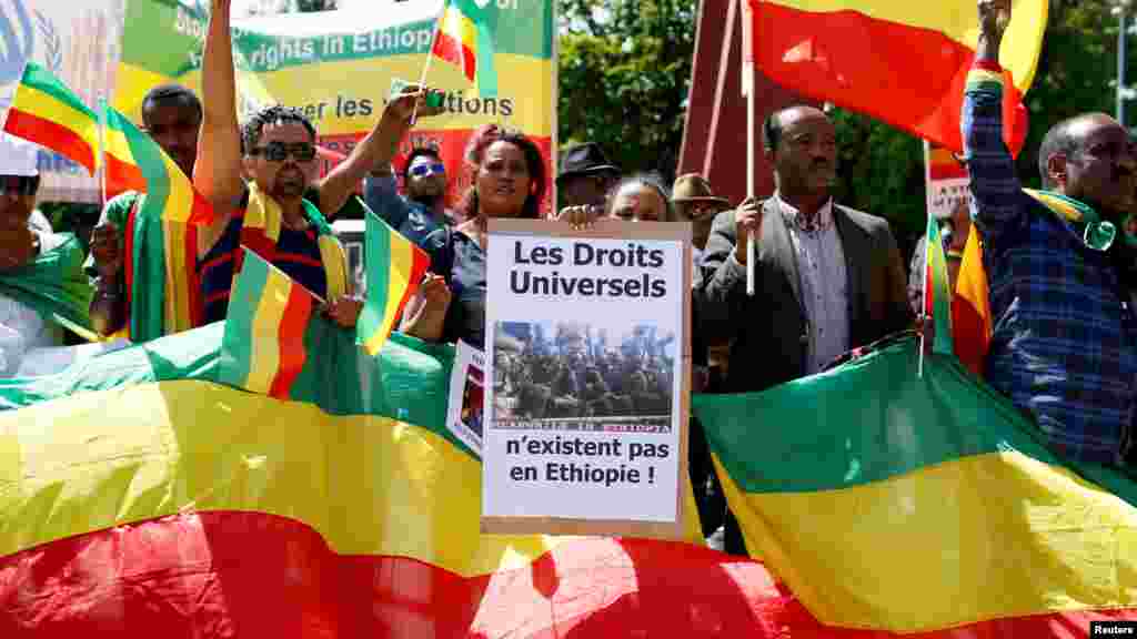 ዶ/ር ቴድሮስ አድሃኖም የየዓለም ጤና ድርጅት ሆነው ለመመረጥ በነበረ ሂደት በጄኔቭ የነበረ የኢትዮጵያዊያኖች ተቃውሞ