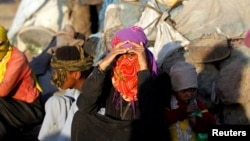 Personnes déplacées dans un camp de fortune près de Sana'a, Yémen, le 17 novembre 2017.