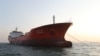 Hàn Quốc chặn tàu chuyển dầu cho Triều Tiên  